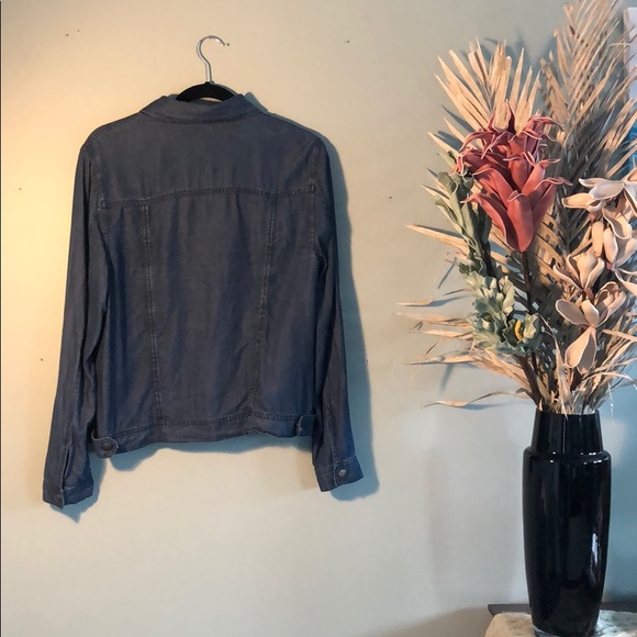 MAX Jeans Jean Shirt - Picture 3 of 6